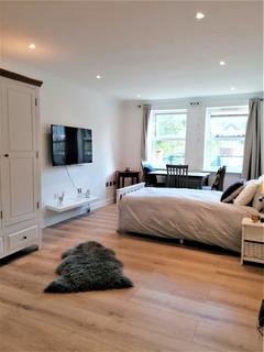 2 bedroom apartment to rent, The Spires, Selden Hill, Hemel Hempstead, Hertfordshire, HP2 4FS