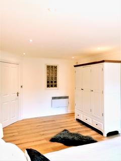 2 bedroom apartment to rent, The Spires, Selden Hill, Hemel Hempstead, Hertfordshire, HP2 4FS