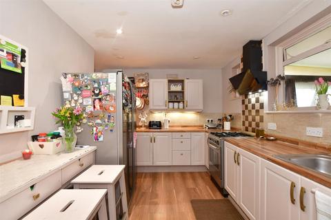 5 bedroom end of terrace house for sale, The Lowe, Chigwell, Essex