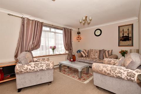 5 bedroom end of terrace house for sale, The Lowe, Chigwell, Essex