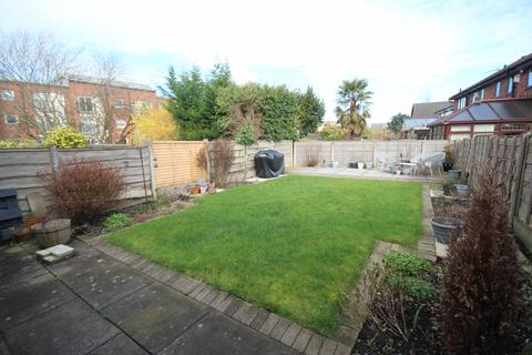 12 Brunel Close, Stretford, Manchester, M32 0SR