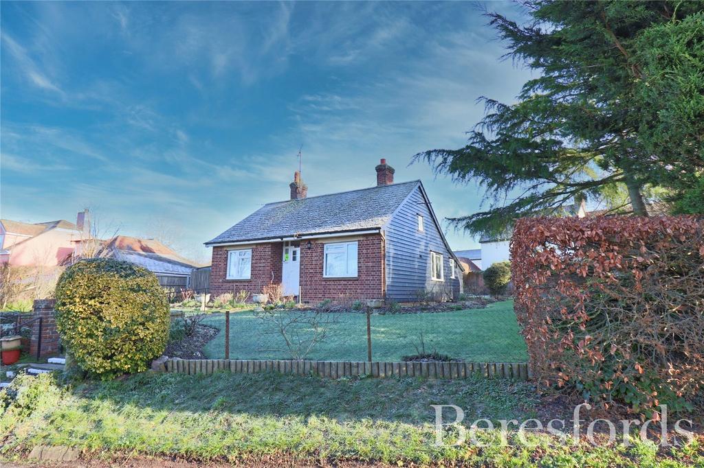 Watling Lane, Thaxted, CM6 2 bed bungalow for sale £500,000
