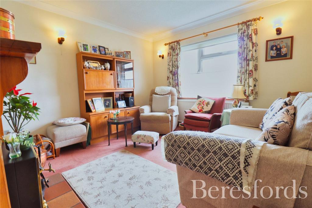 Watling Lane, Thaxted, CM6 2 bed bungalow for sale £430,000
