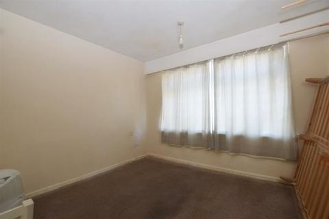 56 Baguley Crescent, Middleton, Manchester, M24 4GT