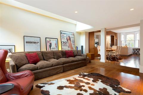 4 bedroom terraced house for sale, Brynmaer Road, London, SW11