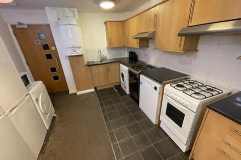 6 bedroom private hall to rent, Warwick Street, Leamington Spa