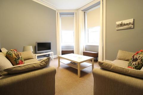 2 bedroom flat to rent, Northfield Place, Ground Floor, AB25