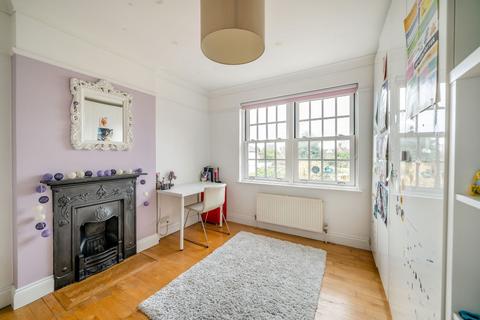 479 Rayners Lane, Pinner, HA5 5DN