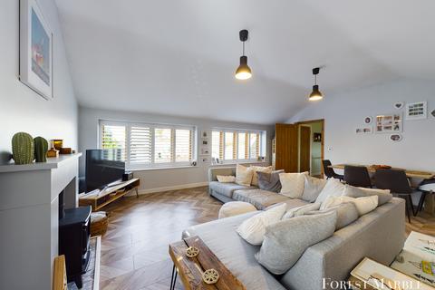 The Coach House Bath Old Road, Radstock, BA3 3HE
