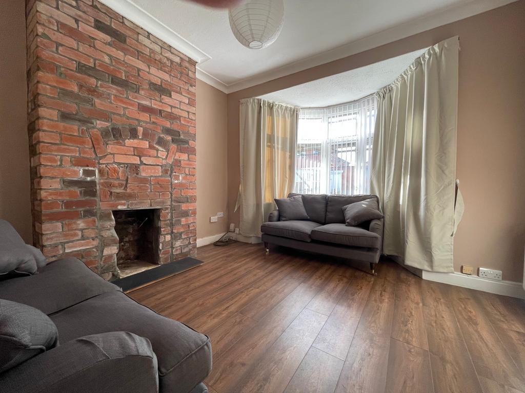 Hayleazes Road, Denton Burn, Newcastle upon Tyne, NE15 2 bed semi