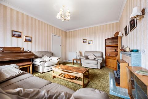 66 Beechwood Drive, Glasgow, G11 7HQ