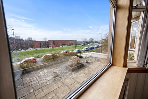 66 Beechwood Drive, Glasgow, G11 7HQ