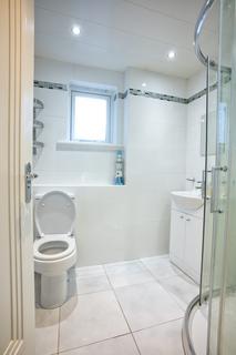 44 Glen Brae, Bridge Of Weir, PA11 3BH