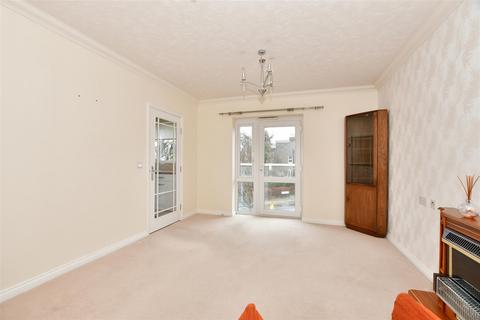 1 bedroom flat for sale, Broomstick Hall Road, Waltham Abbey, Essex