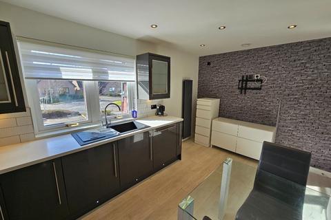 2 bedroom flat to rent, Macaulay Drive, West End, Aberdeen, AB15