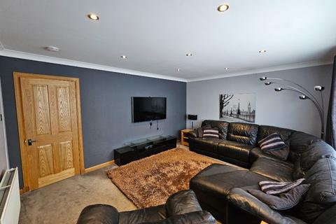 2 bedroom flat to rent, Macaulay Drive, West End, Aberdeen, AB15
