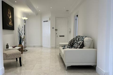 5 bedroom apartment to rent - Queensway, London W2