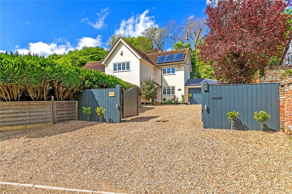 Kimpton, Hertfordshire SG4 5 bed detached house for sale £1,825,000