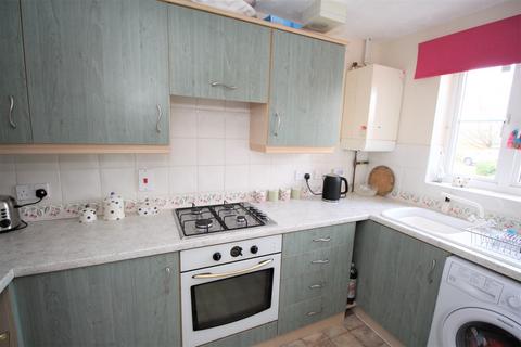 2 bedroom terraced house to rent, Hazel Road, Four Marks, Alton, Hampshire, GU34