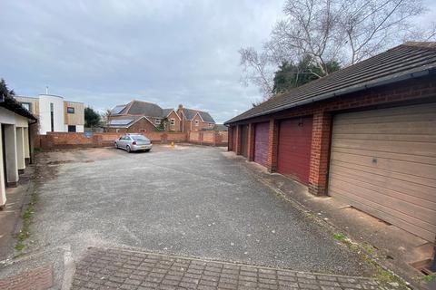 24 Nurseries Close, Topsham, Exeter, EX3 0NE