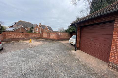 24 Nurseries Close, Topsham, Exeter, EX3 0NE