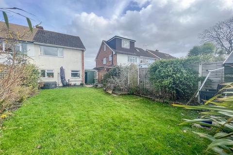 219 Ferry Road, Hullbridge, Hockley, SS5 6JY