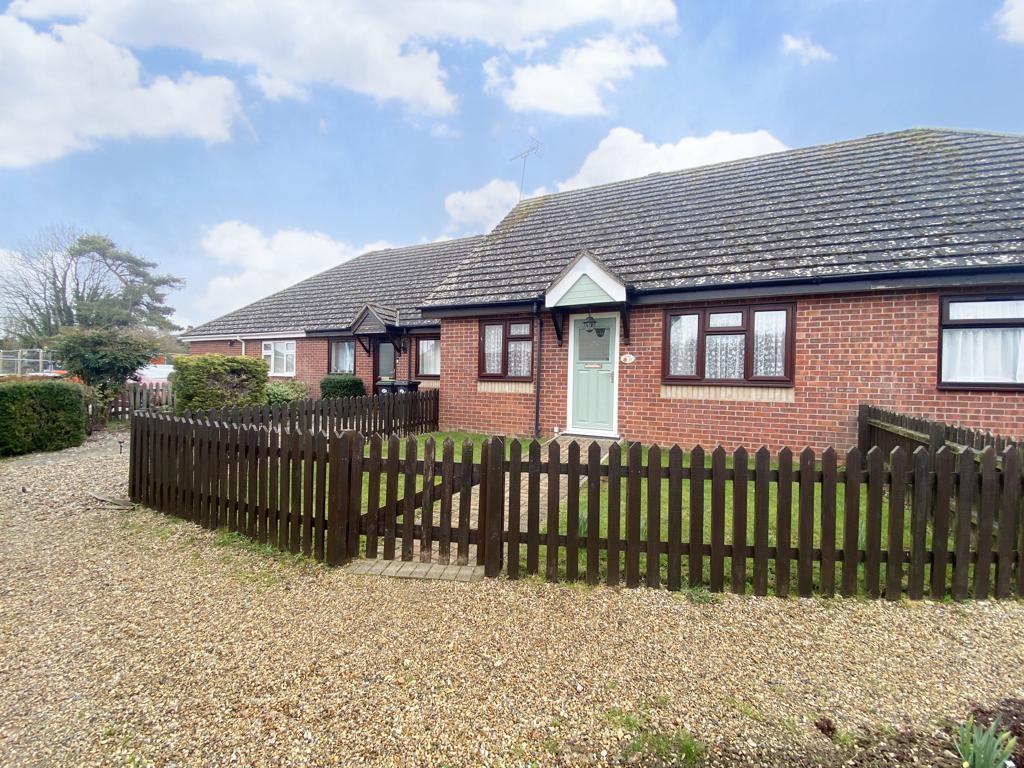 Old Schools Court, Elmswell 2 bed terraced bungalow for sale £220,000