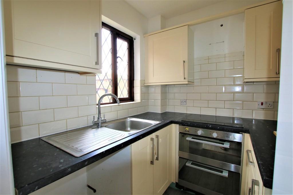 cowley-1-bed-terraced-house-1-350-pcm-312-pw