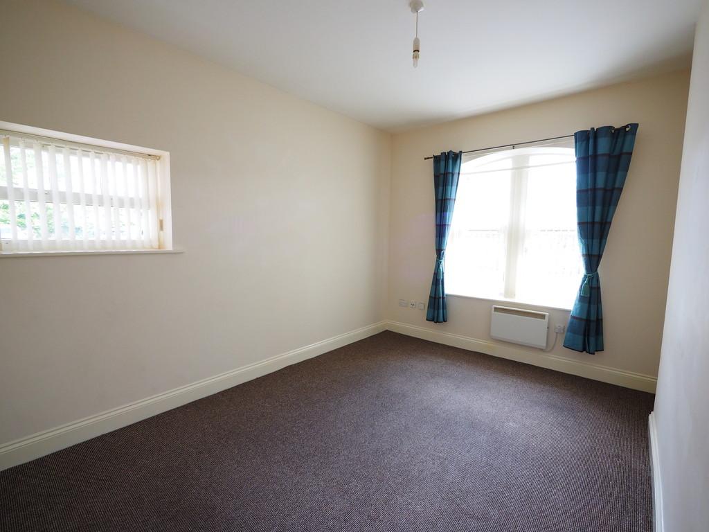 Admiral Chaloner House, Guisborough 2 bed apartment £595 pcm (£137 pw)