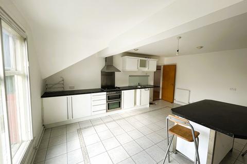 2 bedroom apartment to rent, Ullet Road, Aigburth, Liverpool