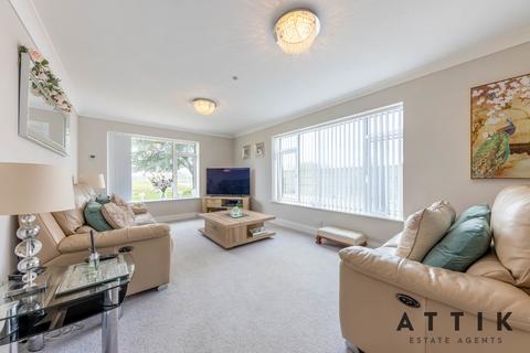 2 bedroom detached bungalow for sale - The Green, Brisley, Dereham