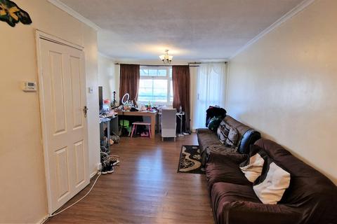 10 Vanguard Close, Croydon, CR0 3RE