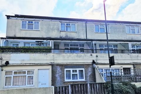10 Vanguard Close, Croydon, CR0 3RE