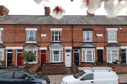 2 bedroom terraced house to rent, Knighton Fields Road West, Leicester