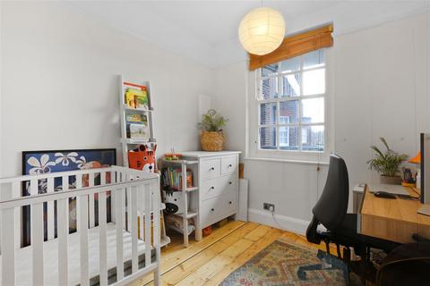 Flat 25, Parkhurst Court Warlters Road, London, N7 0SD