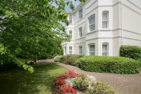 Flat 1, Beaumont Court, 25 Frant Road, Tunbridge Wells, TN2 5GT