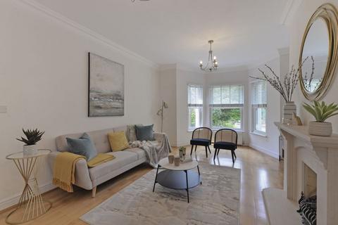 Flat 1, Beaumont Court, 25 Frant Road, Tunbridge Wells, TN2 5GT