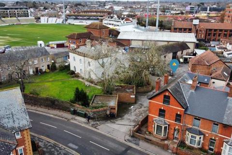 1 bedroom apartment for sale - PRIORY AVENUE