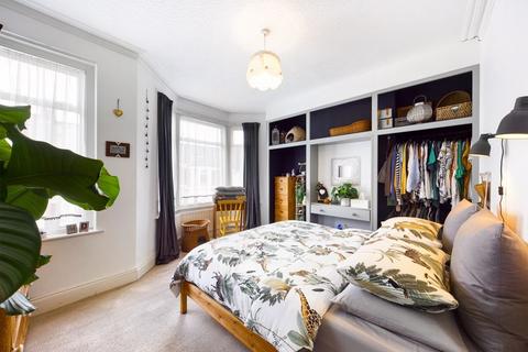 15 Brithdir Street, Cardiff, CF24 4LE