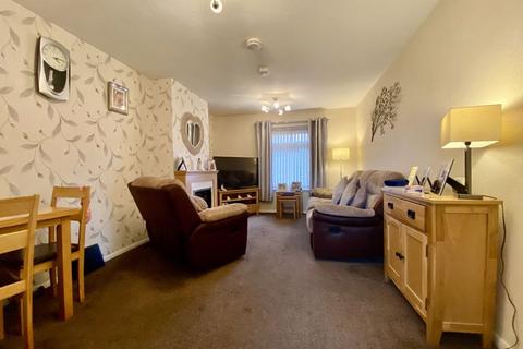 2 bedroom maisonette for sale - Coyne Close, Tipton