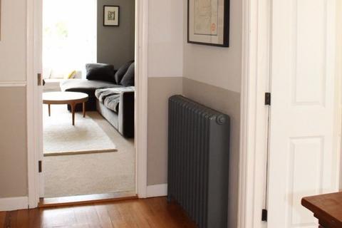 4, Burrows Cross House Burrows Cross, Shere, Guildford, GU5 9QF
