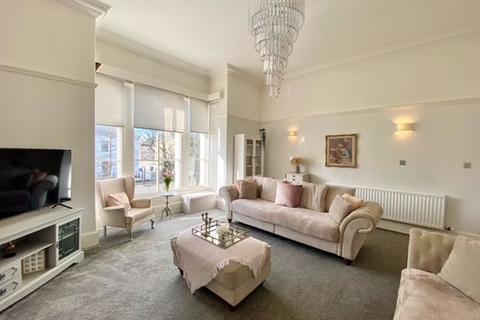 2a Barns Terrace, Ayr, KA7 2DB