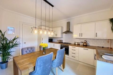 2a Barns Terrace, Ayr, KA7 2DB