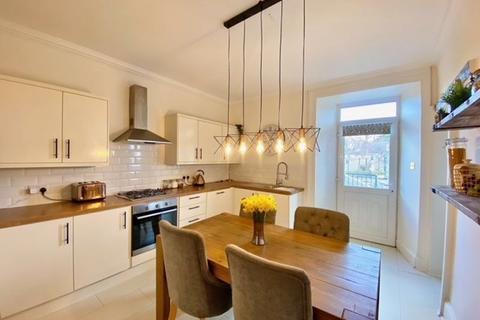 2a Barns Terrace, Ayr, KA7 2DB