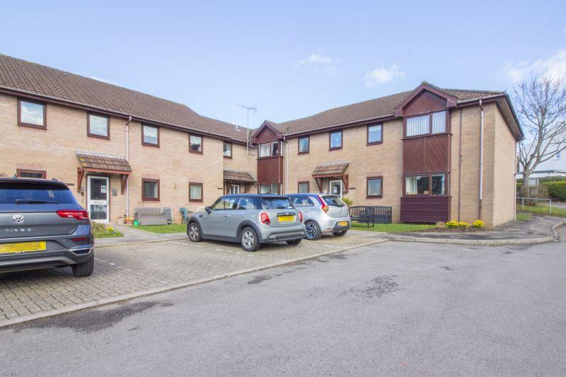 Uplands Court, Newport REF00021467 2 bed apartment for sale £100,000
