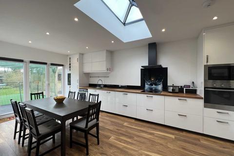 Grange Bungalow Behoes Lane, Woodcote, Reading, RG8 0PT