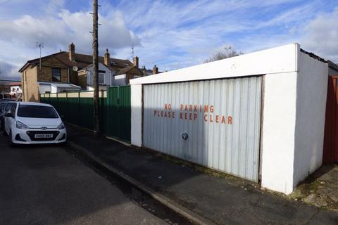 201 Bristol Road, Gloucester, GL1 5TQ