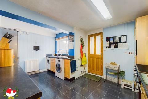 201 Bristol Road, Gloucester, GL1 5TQ