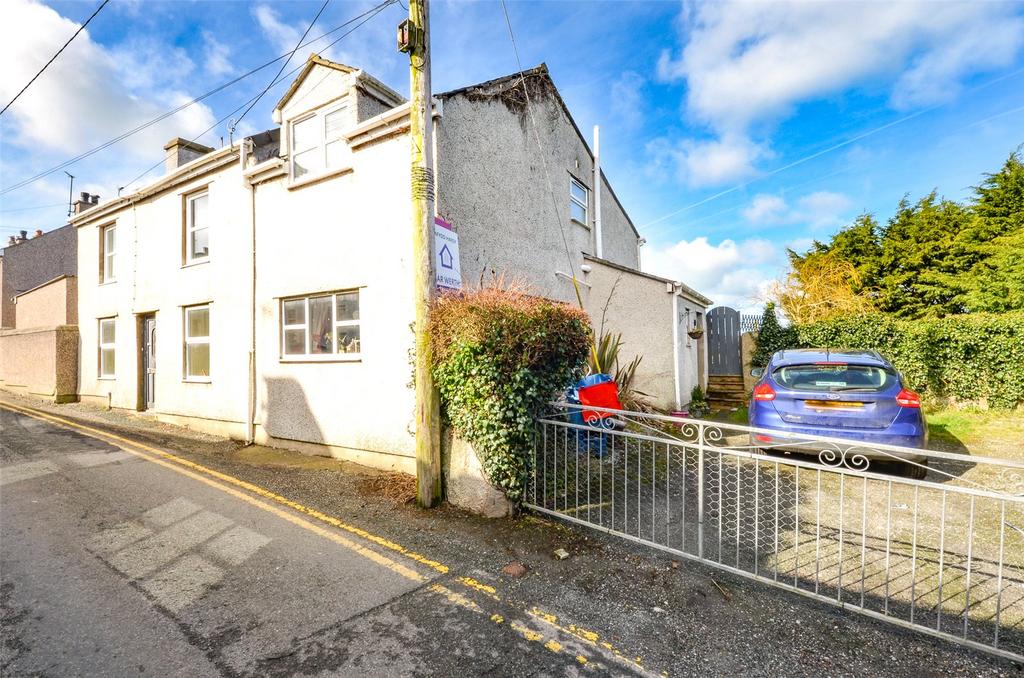 Bethesda Street, Amlwch, Isle Of Anglesey, LL68 5 bed detached house