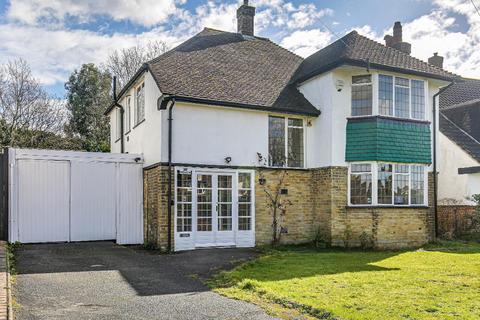 32 Shaw Crescent, South Croydon, CR2 9JA